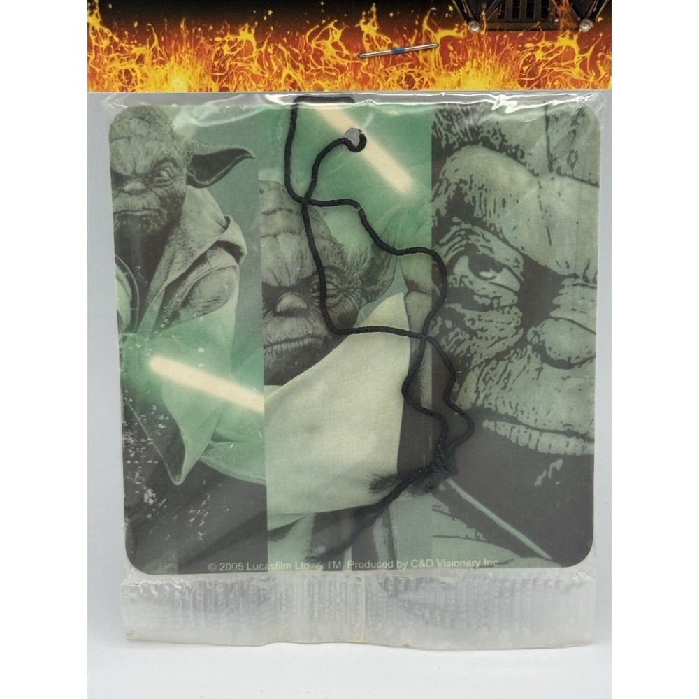 Star Wars Yoda Image Air Freshener A-SW-4 Green Apple NEW SEALED UNUSED - Picture 2 of 6